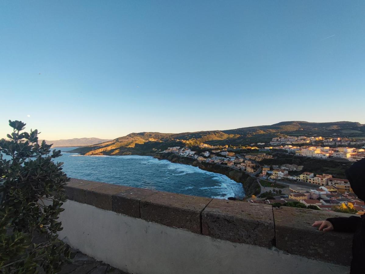 Bed and Breakfast Residenza Nel Borgo L'Appusentu Castelsardo Esterno foto