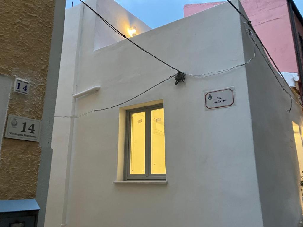 Bed and Breakfast Residenza Nel Borgo L'Appusentu Castelsardo Esterno foto